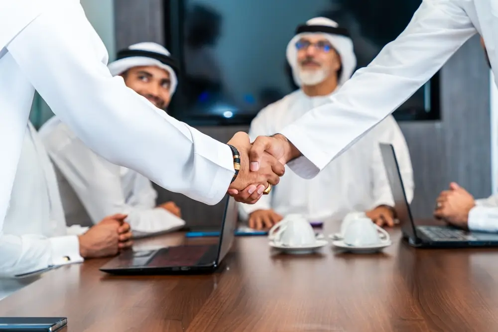 Mainland vs free zone company formation in UAE